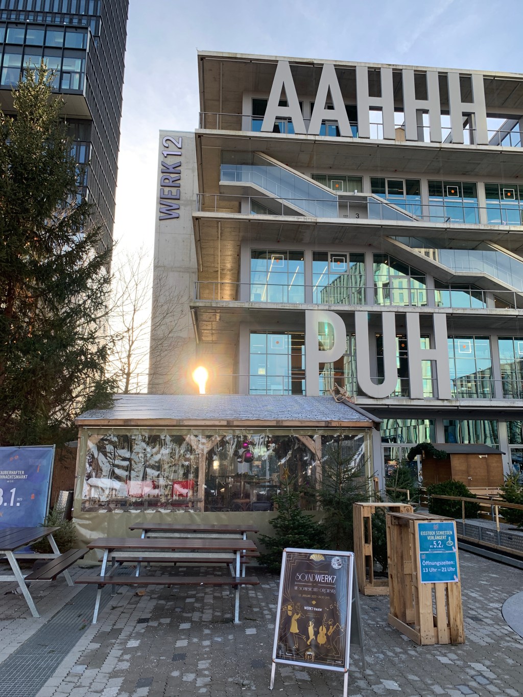 „Do you have normal milk,&nbsp;too?“